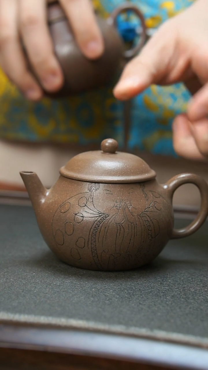 【闪购商品】紫砂茶壶段泥胖头娃娃壶