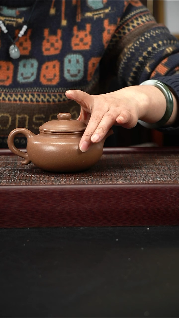 茶壶紫砂lzx沉香段仿古240CC