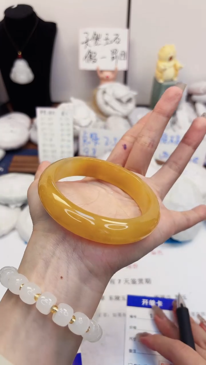 【闪购商品】石英质玉手镯未镶嵌137-财气镯-圈口61