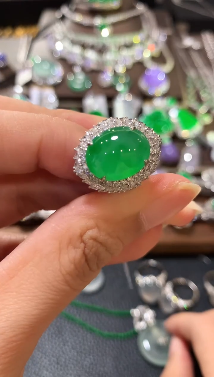 18K金镶嵌戒指翡翠n31   