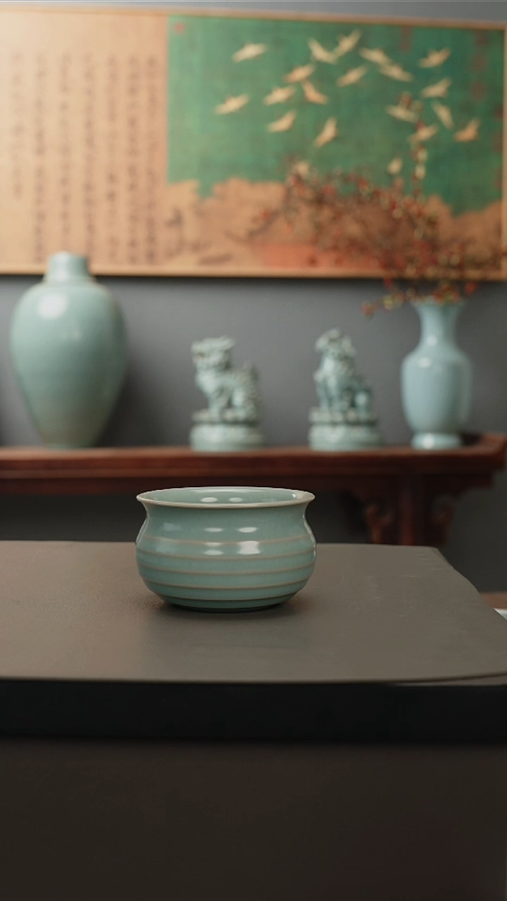 原产地原矿    弦纹杯  