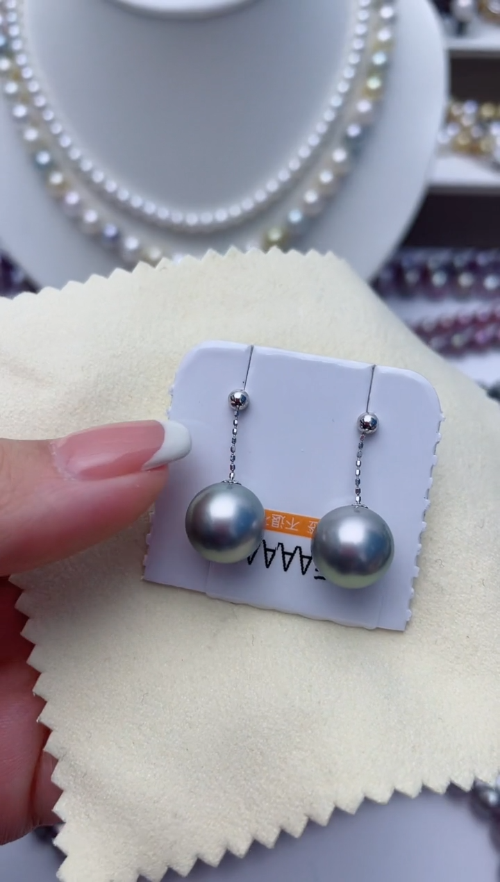 【闪购商品】海水珍珠耳饰18K金镶嵌W34