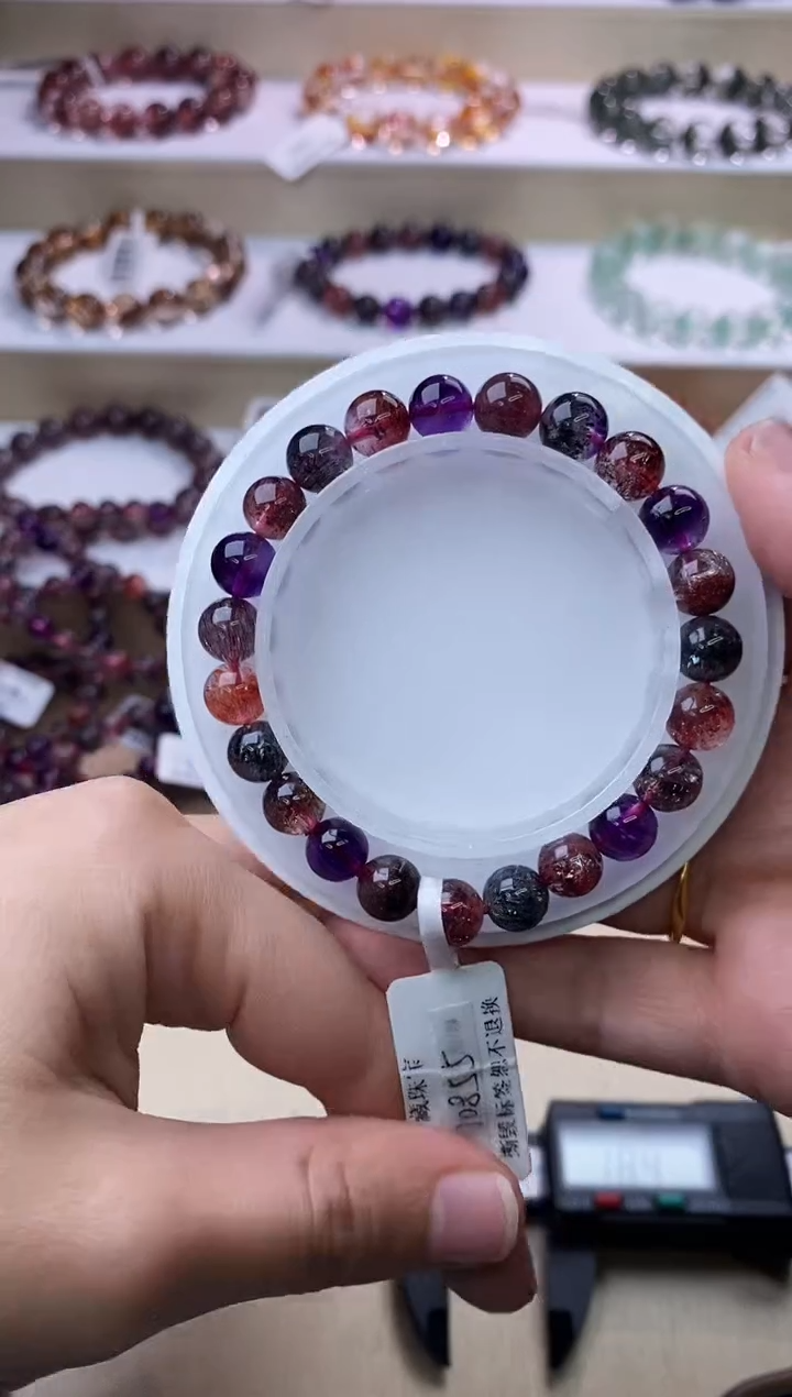 【闪购商品】水晶手链未镶嵌黑加仑超七单圈8m+