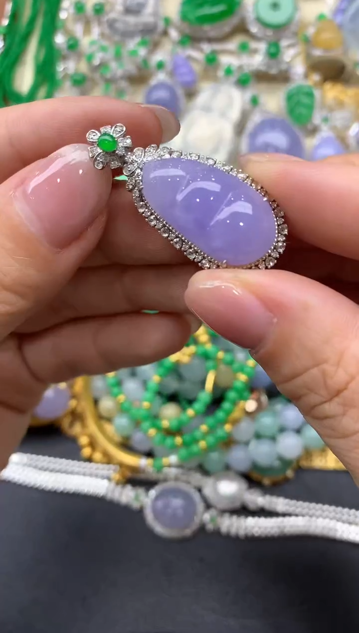 【闪购商品】翡翠颈饰18K金镶嵌600中国好珍宝