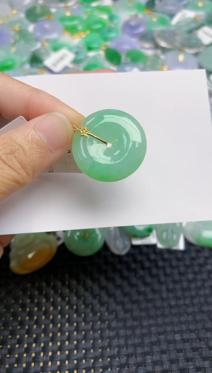 翡翠18K金镶嵌颈饰天然缅甸A货翡翠百元以上9元证书费自理