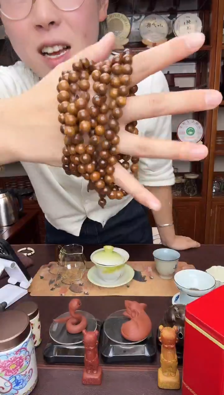 108颗贡木手串。。