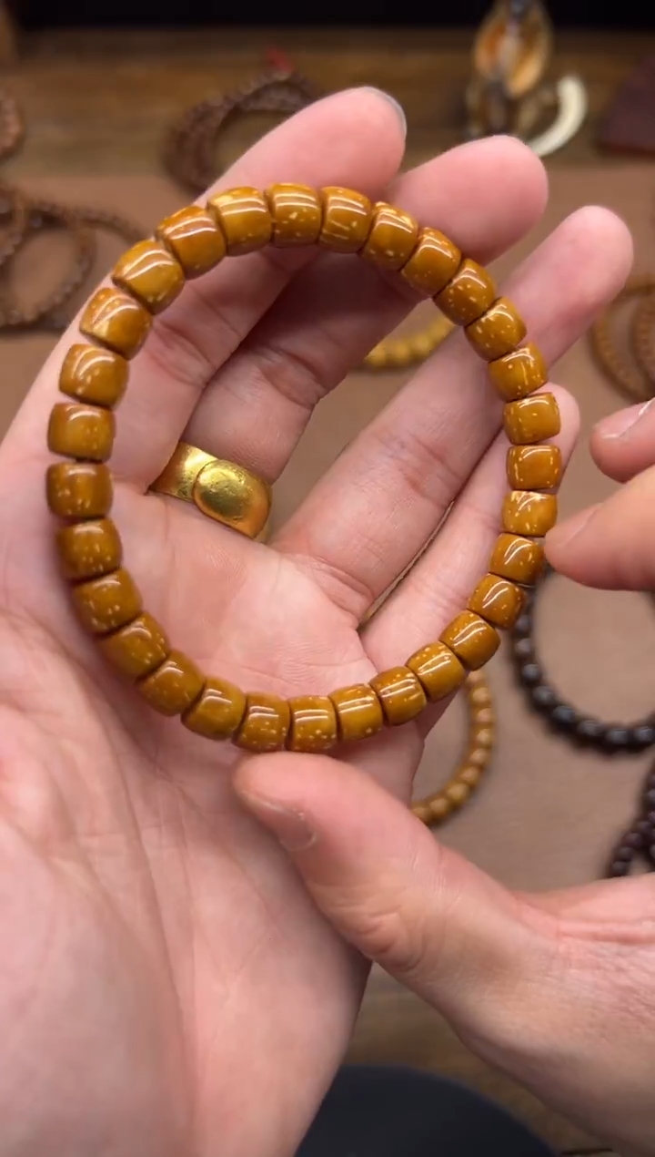 手串紫金鼠A827 卡8黄皮实心精工直切