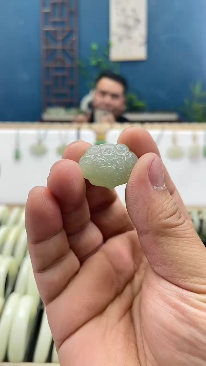 【闪购商品】和田玉吊坠(不含链)未镶嵌卡26