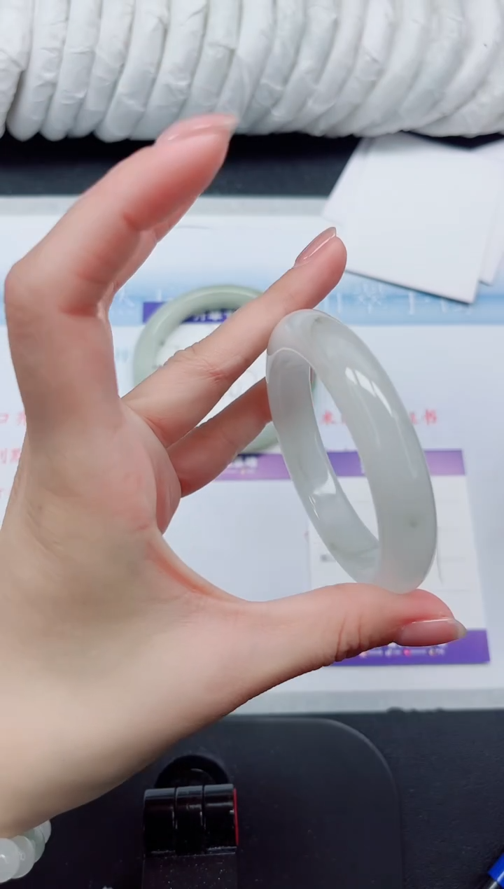 【闪购商品】石英质玉手镯未镶嵌316#54.1