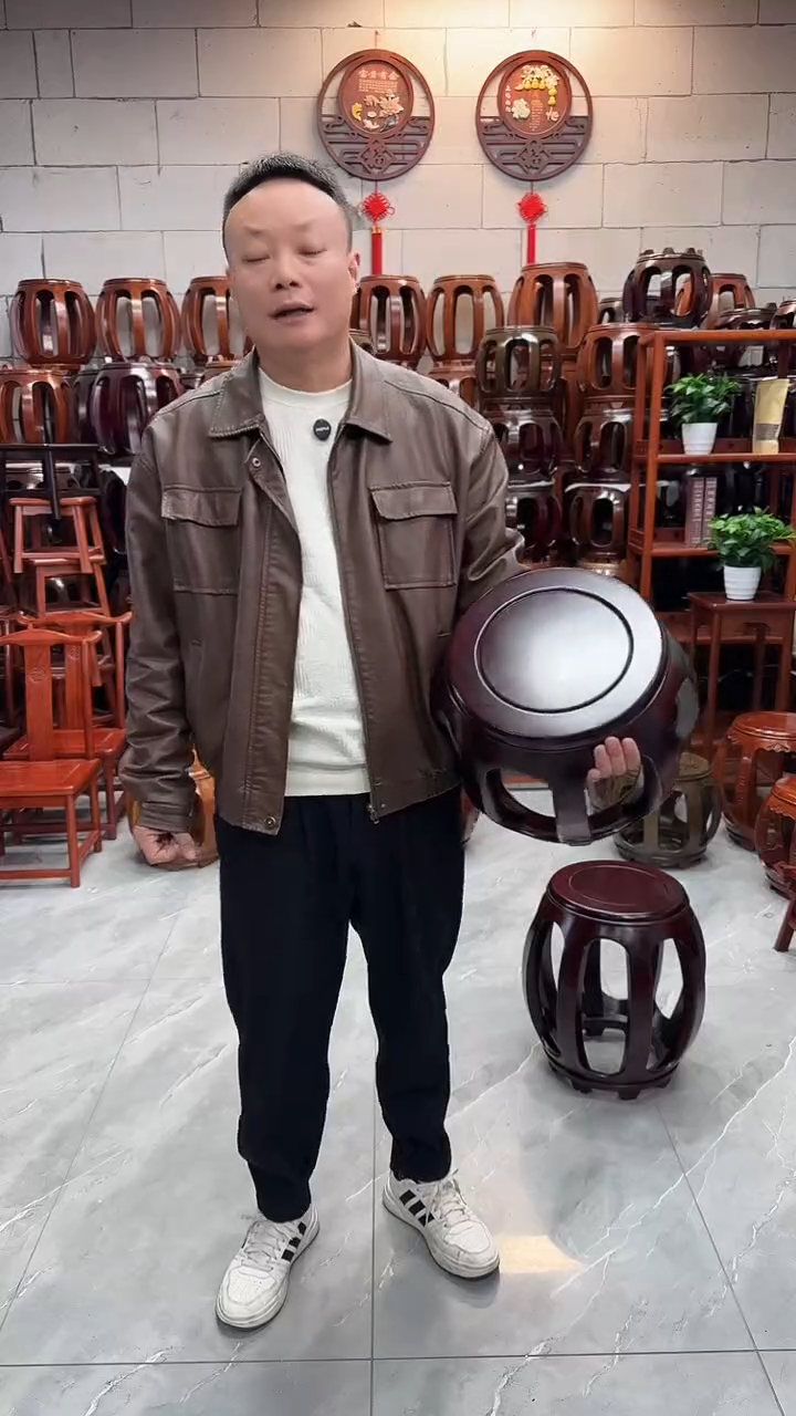 花梨木类家具酸枝色小号鼓凳一对 2条