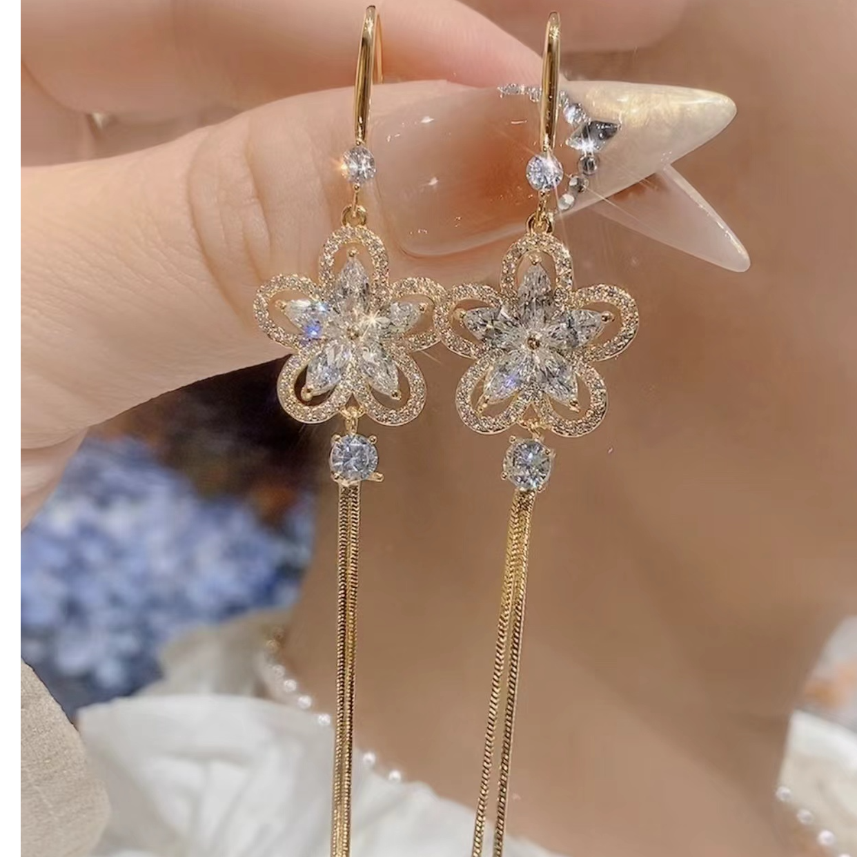 铜合金合成锆石耳饰 气质轻奢时尚百搭长款精致优雅满钻p16