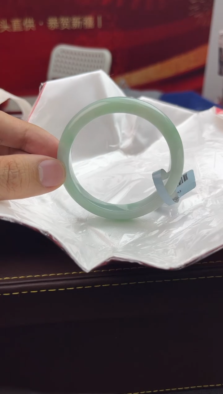 【闪购商品】翡翠手镯未镶嵌12翡翠手镯