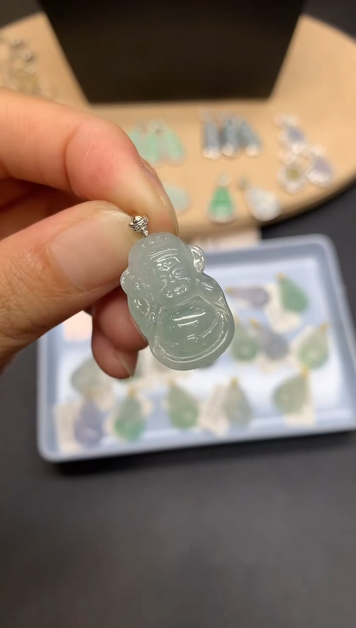 【闪购商品】翡翠吊坠(不含链)18K金镶嵌财神爷【无服务费】