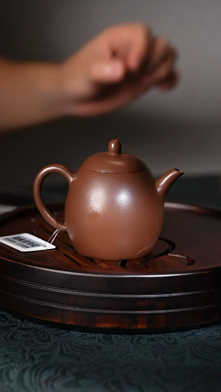 茶壶紫砂紫泥刻绘龙蛋紫砂壶