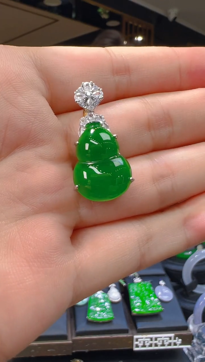 翡翠银S925镶嵌吊坠(赠链)010（多样性发其一）