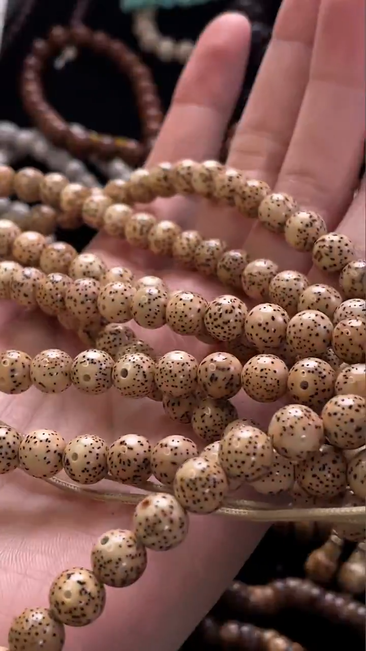 吊坠星月菩提精工级粉皮圆珠8长串