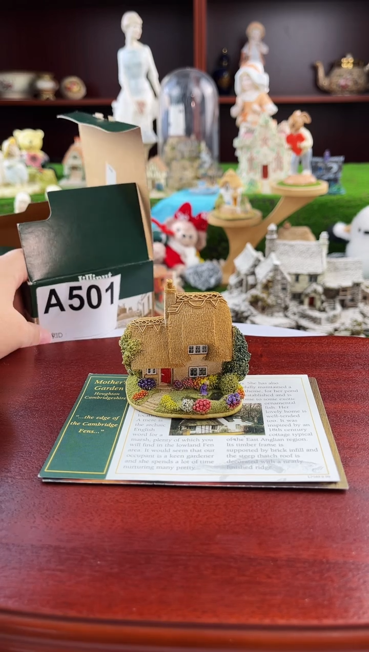 【闪购商品】紫砂茶宠中古小房子