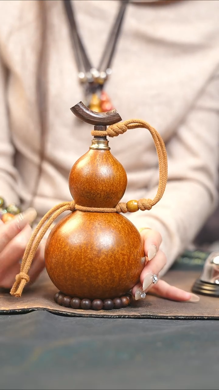 【闪购商品】XU229大漆酒葫芦不包手串及旋转底座