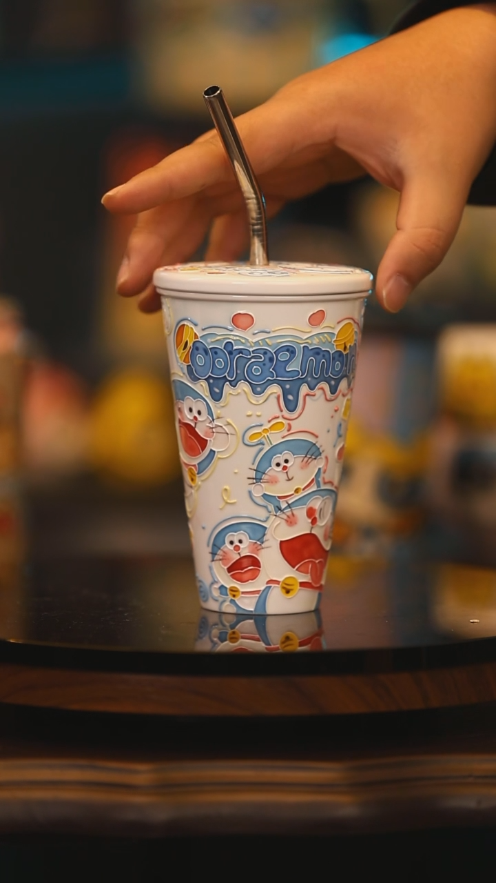 【闪购商品】摆件景德镇高温釉下彩绘设计师款