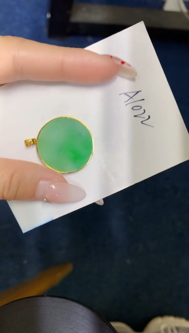 【闪购商品】翡翠颈饰18K金镶嵌000000000000