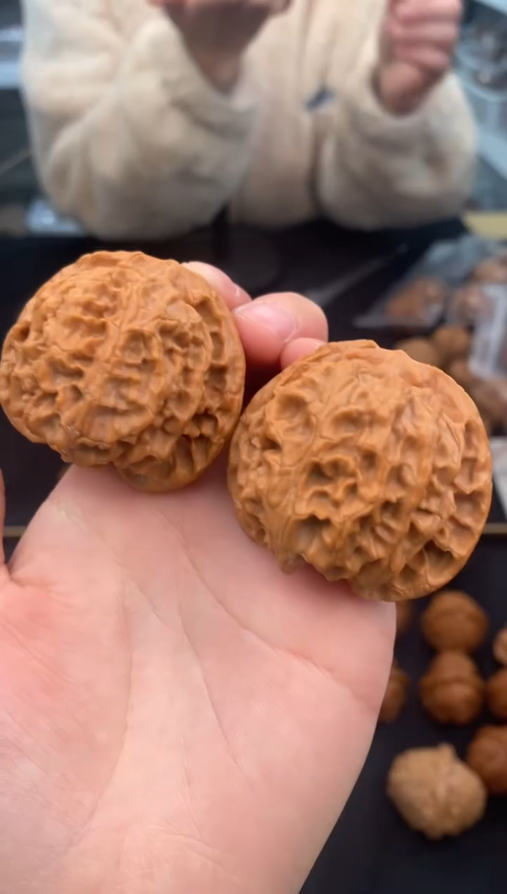 【闪购商品】文玩核桃把件苹果园44-t359