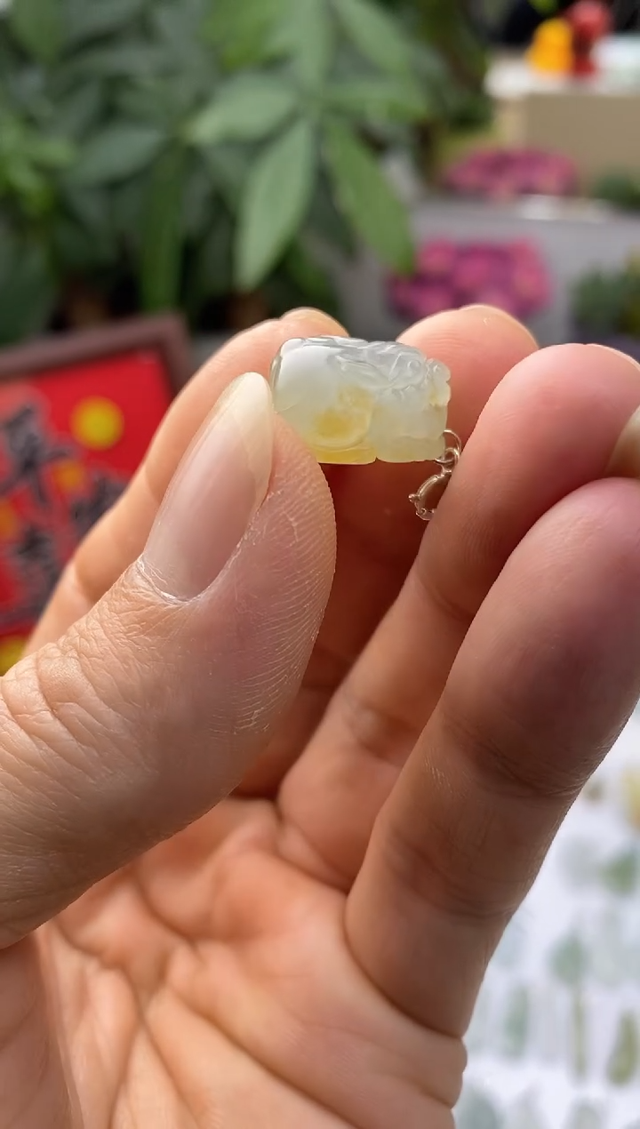 颈饰未镶嵌翡翠妃**宝28天然缅甸翡翠A货