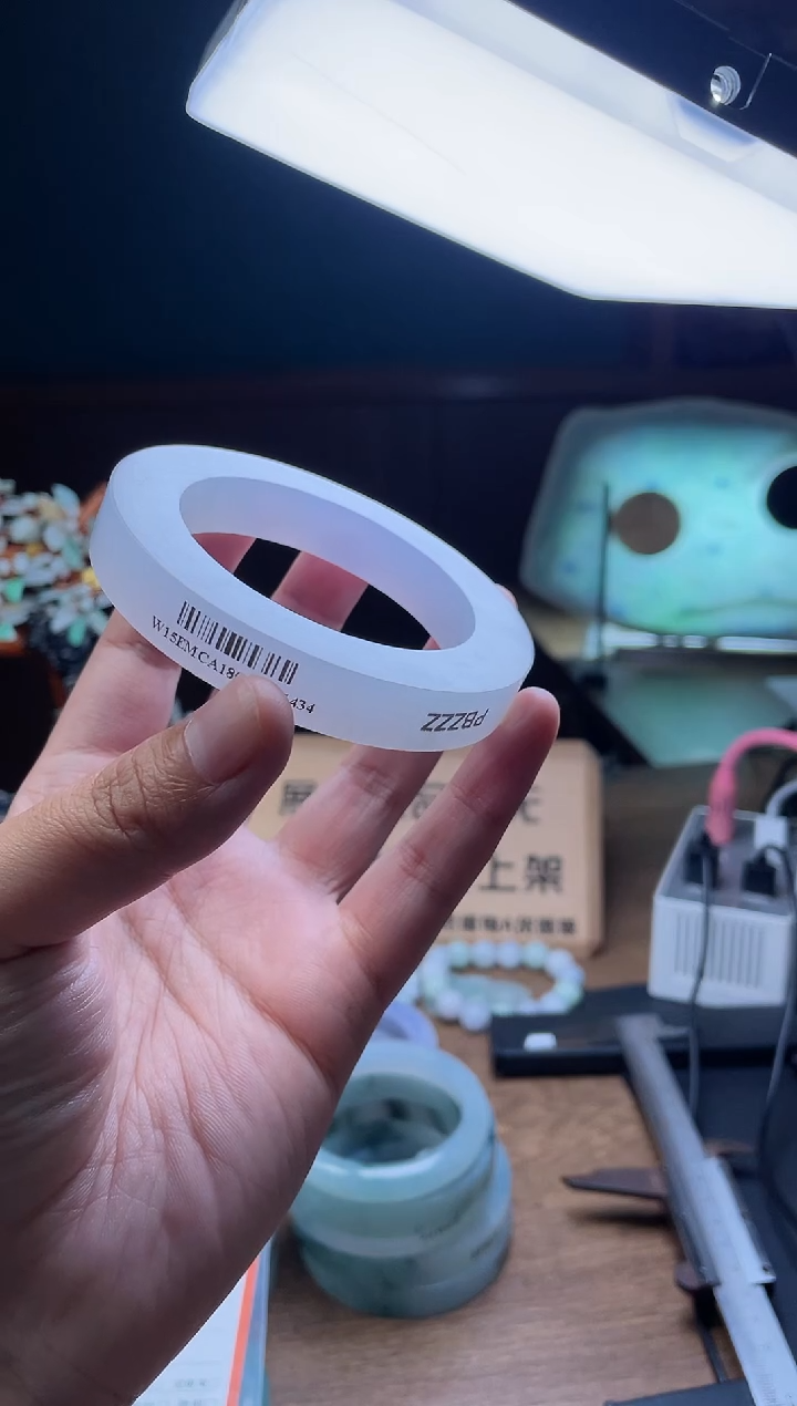 【闪购商品】定制翡翠手镯未镶嵌 定制