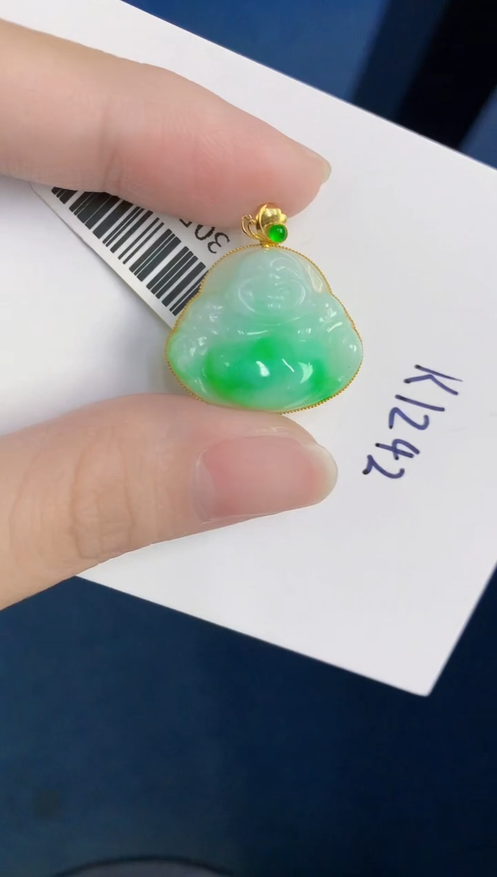 颈饰18K金镶嵌翡翠天然翡翠缅甸A货