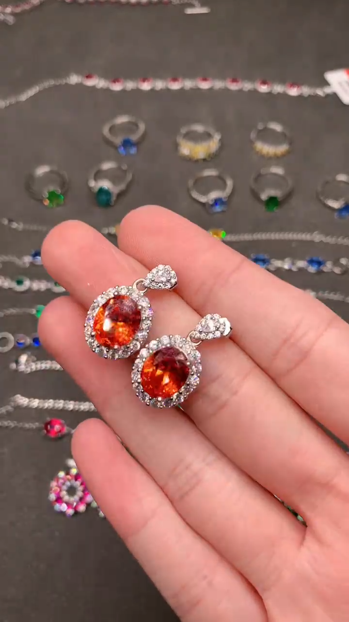 【闪购商品】彩色蓝宝石耳饰银S925镶嵌.....