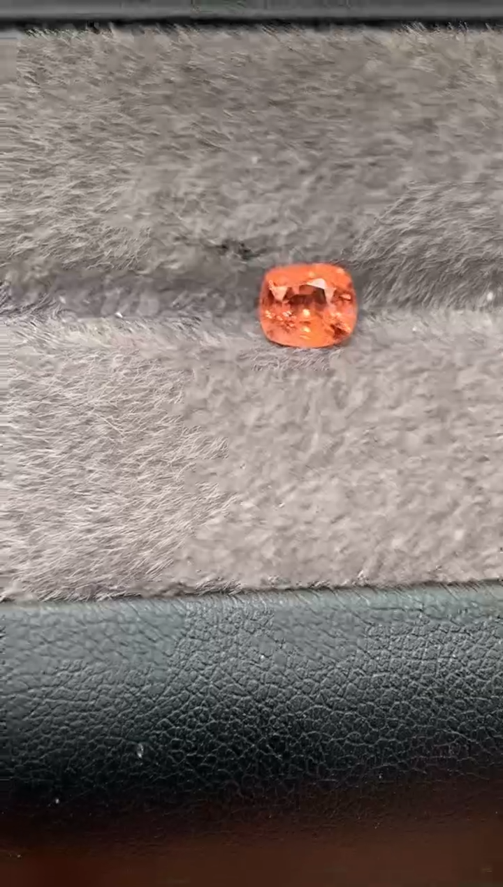 【闪购商品】定制尖晶石裸石未镶嵌枕型 橙色调尖晶石 1.07ct