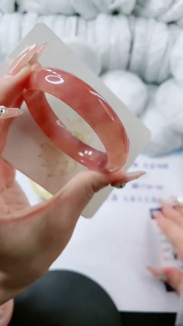 【闪购商品】石英质玉手镯未镶嵌多样性发货V709