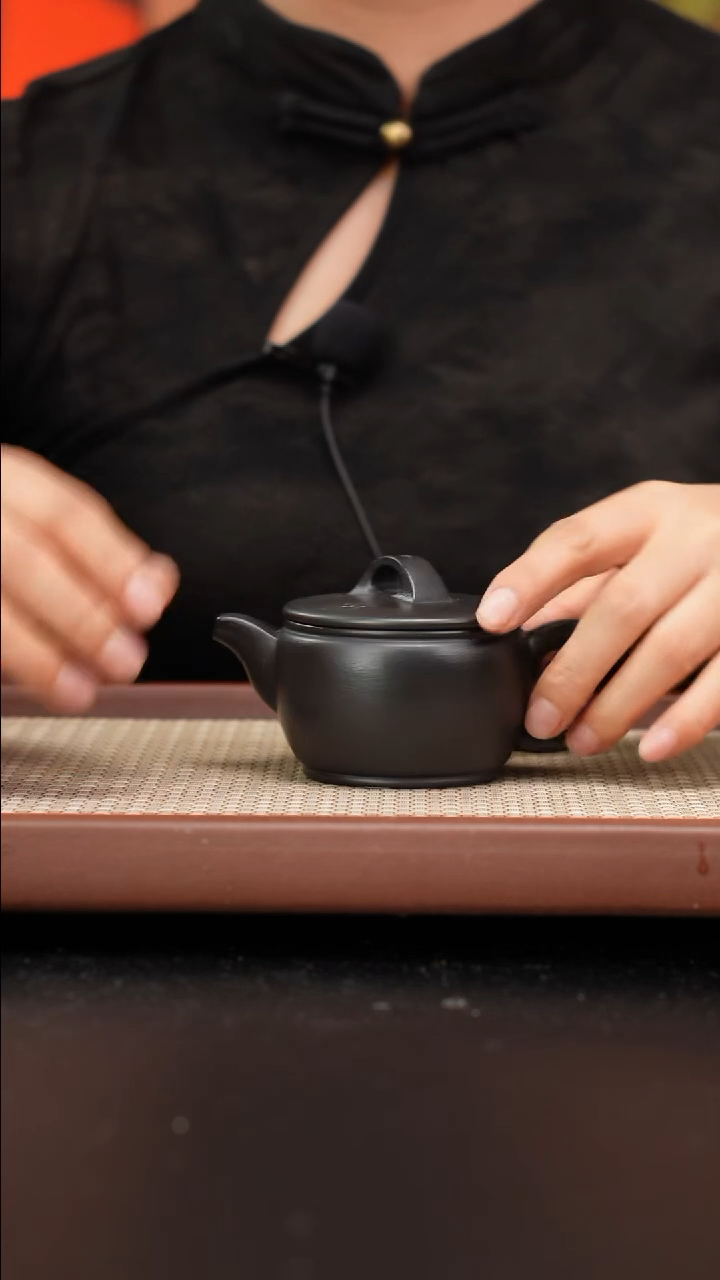 【闪购商品】紫砂茶壶黄龙山朱泥捂灰汉瓦150