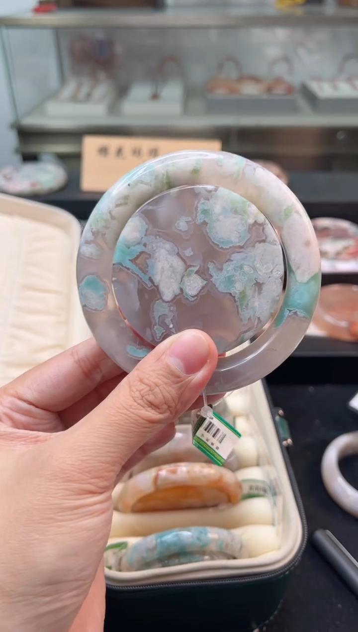未镶嵌手镯石英质玉59圈口（赠品镯心）s9421