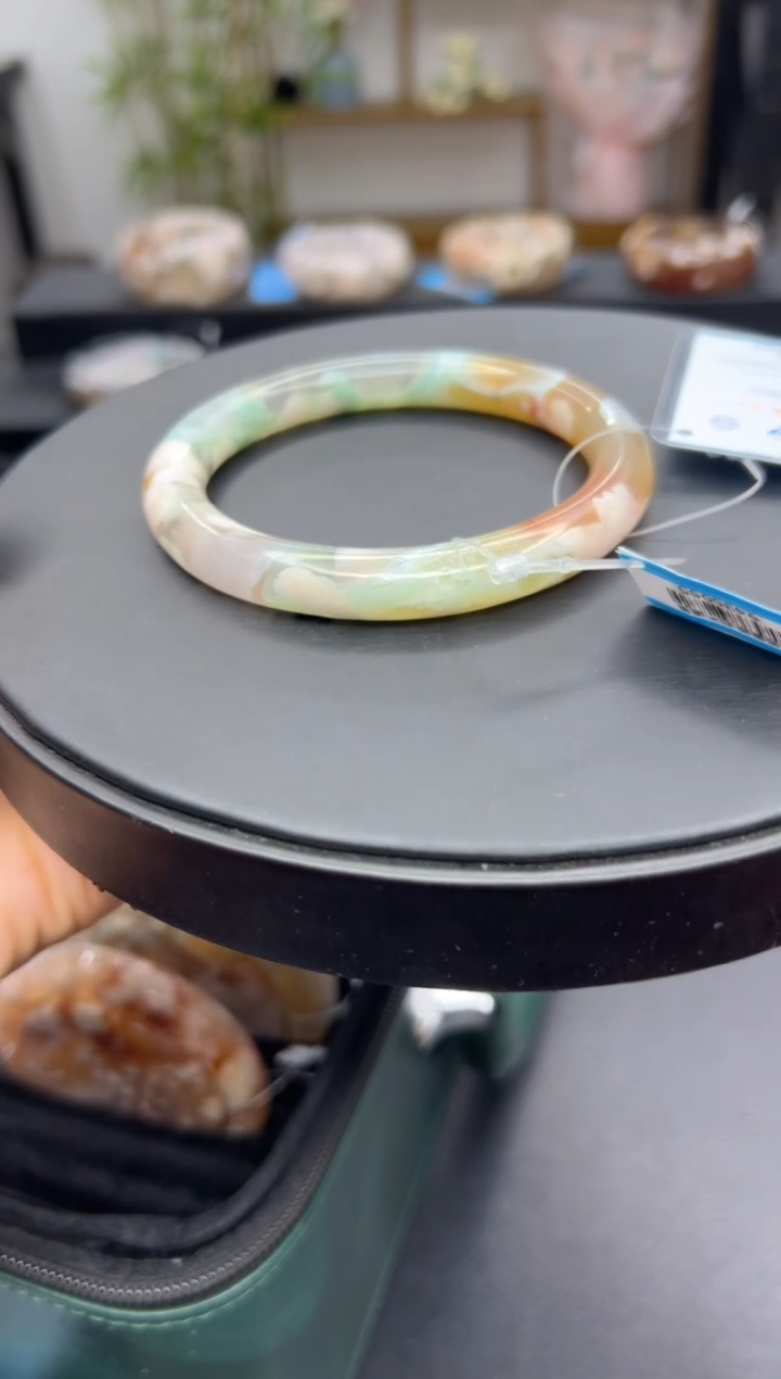 【闪购商品】石英质玉手镯未镶嵌A157(65圈)