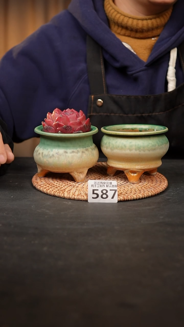 【闪购商品】瓷片587 泥泥手工花盆口7-8高7-8