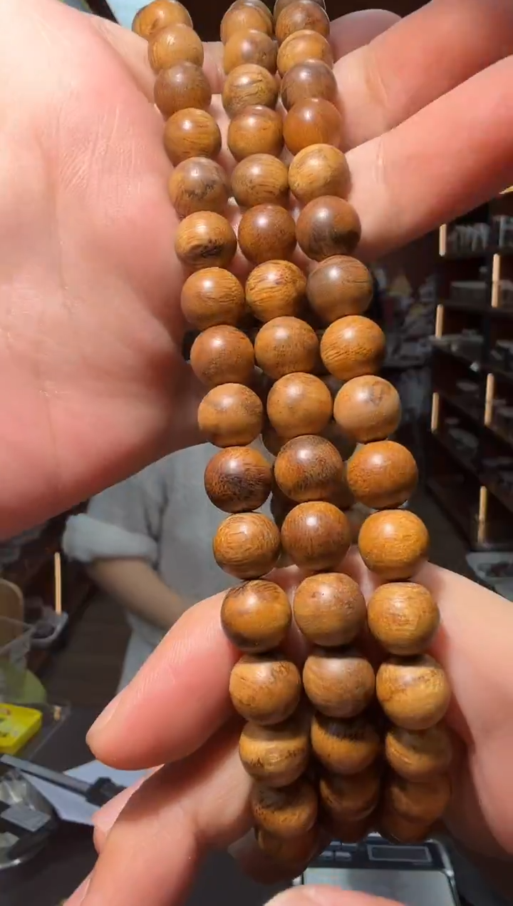 沉香手串116号菩萨多样性发一
