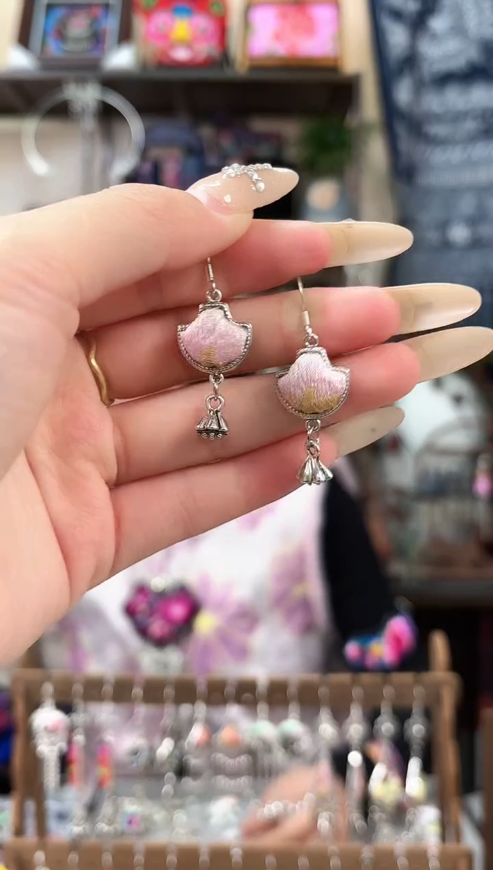 织绣民族风非遗老绣苗银饰品522*