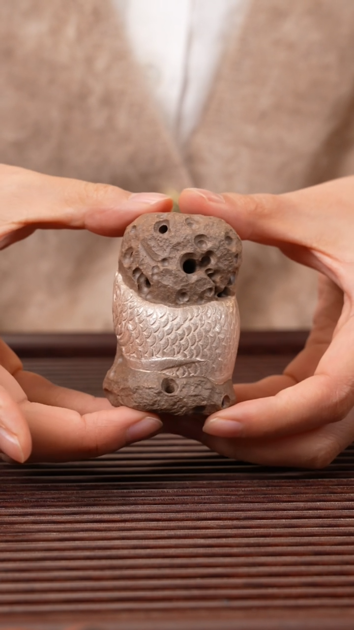 【闪购商品】紫砂茶宠盖置（描银）