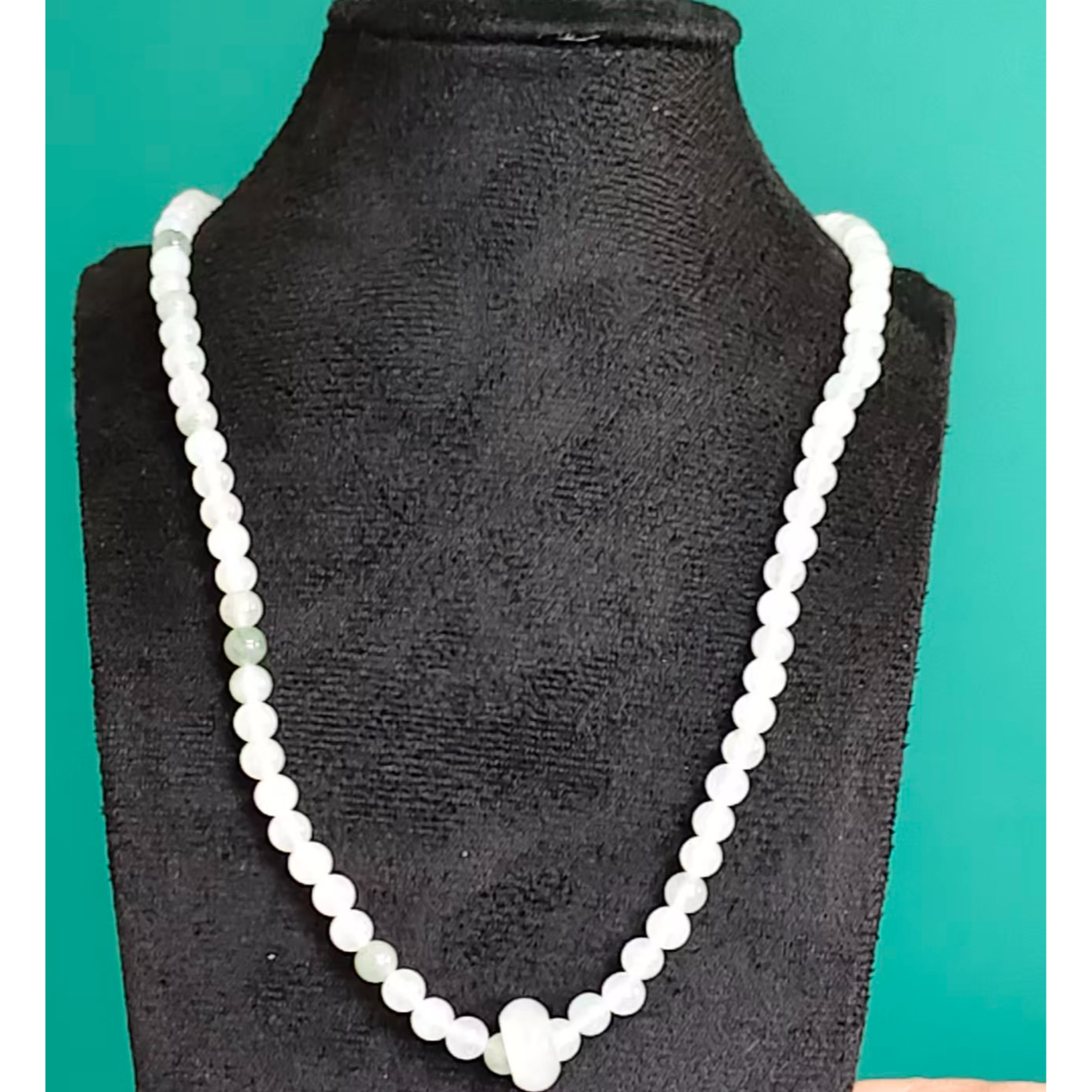 天山翠石英质玉项链4mm(252颗+1颗）