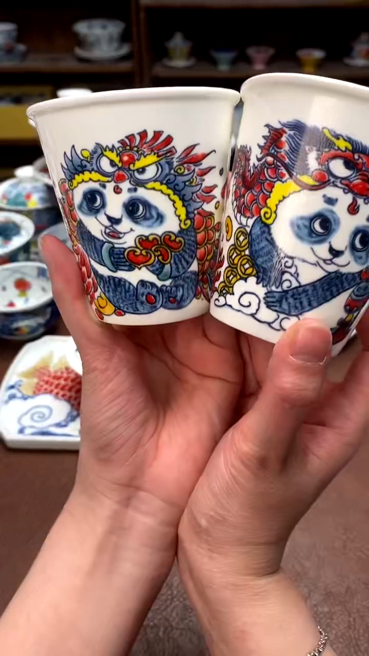 【闪购商品】熊猫可乐杯景德镇昨明陶瓷（一对）