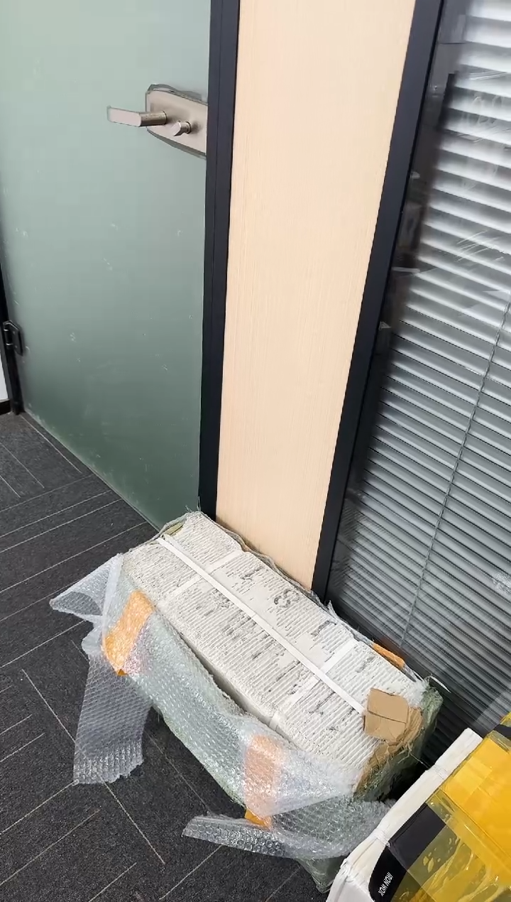 福利整刀百张连号 蓝精灵 01 不挑号