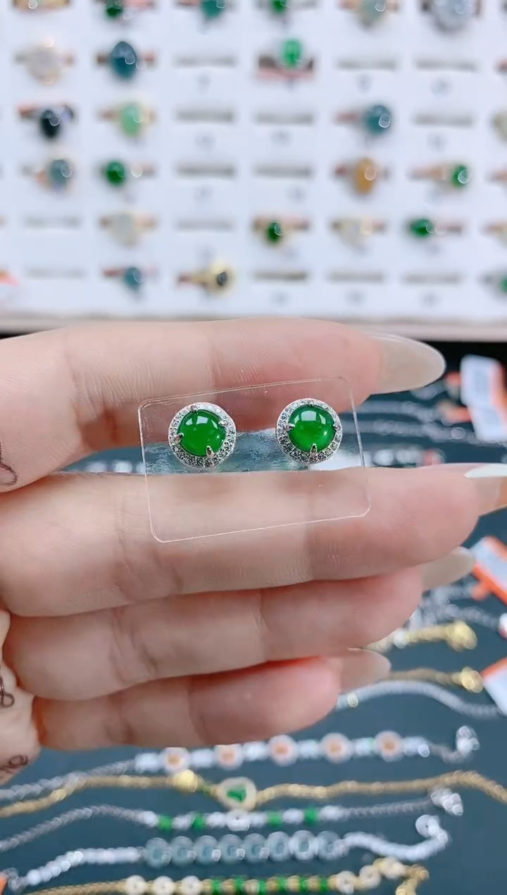 翡翠银S925镶嵌耳饰天然翡翠