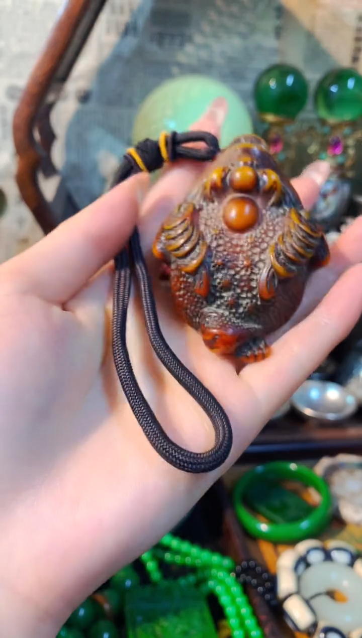 未镶嵌蜜蜡裸石主播推荐主播推荐