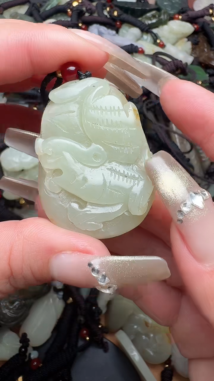 【闪购商品】和田玉颈饰未镶嵌1