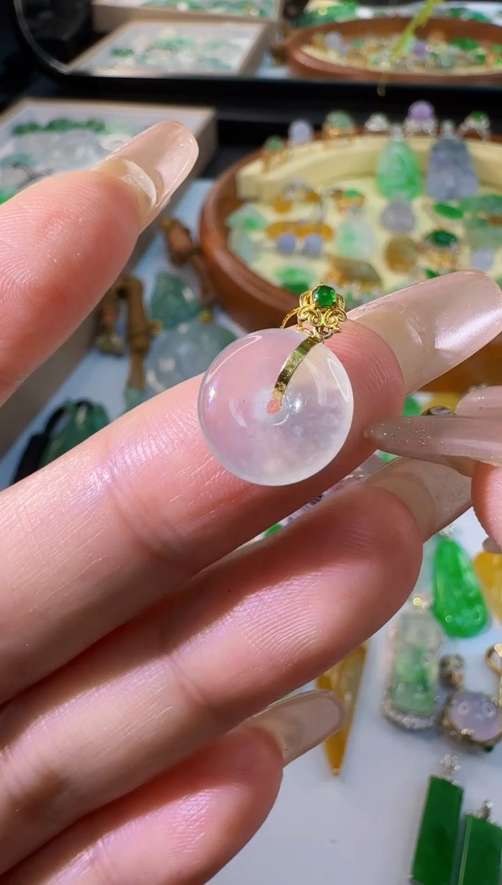 【闪购商品】翡翠颈饰18K金镶嵌缅甸翡翠A货吊坠