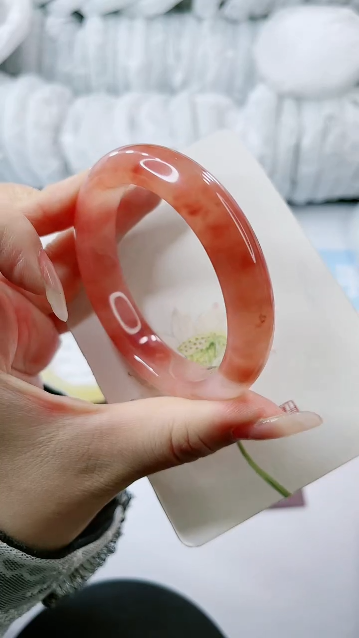 【闪购商品】石英质玉手镯未镶嵌多样性发货A167