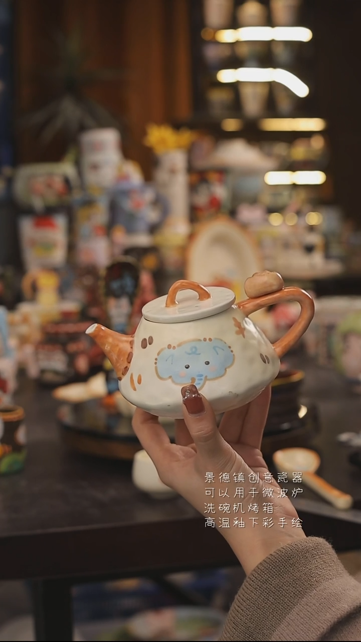 景德镇釉下彩绘设计师款式陶瓷