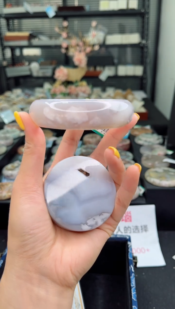 【闪购商品】石英质玉未镶嵌手镯63圈口（赠品镯心）1658469