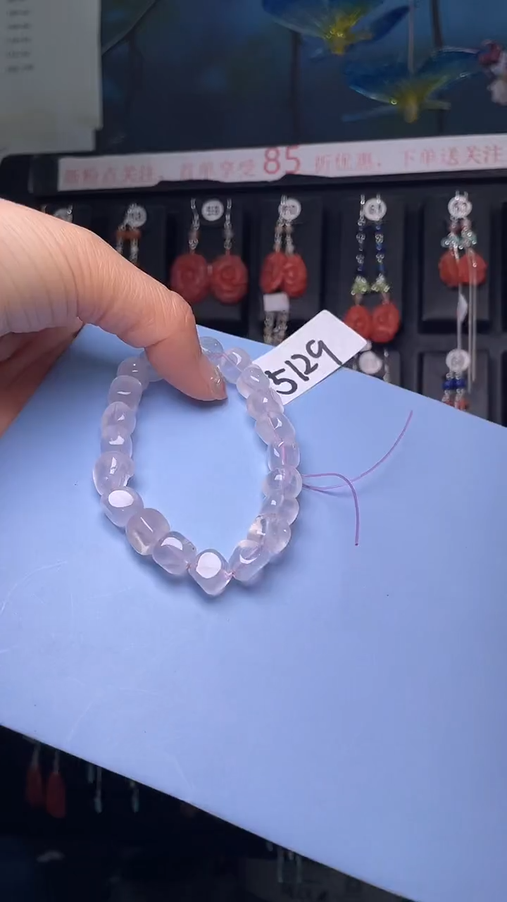 未镶嵌耳饰水晶喜欢拍