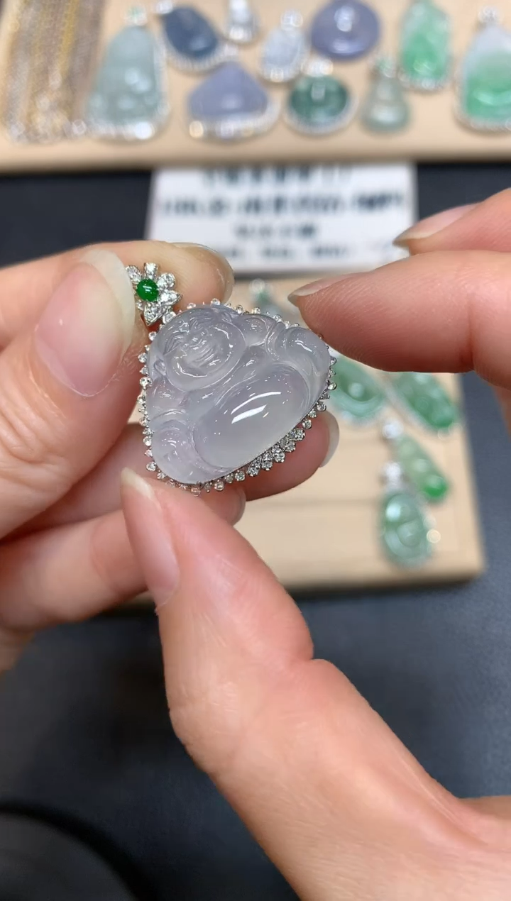 【闪购商品】翡翠颈饰18K金镶嵌佛公【无服务费